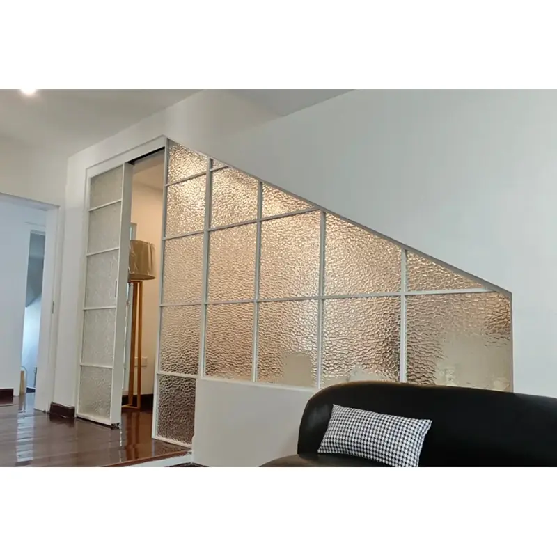 Sklo nepravidelného tvaru