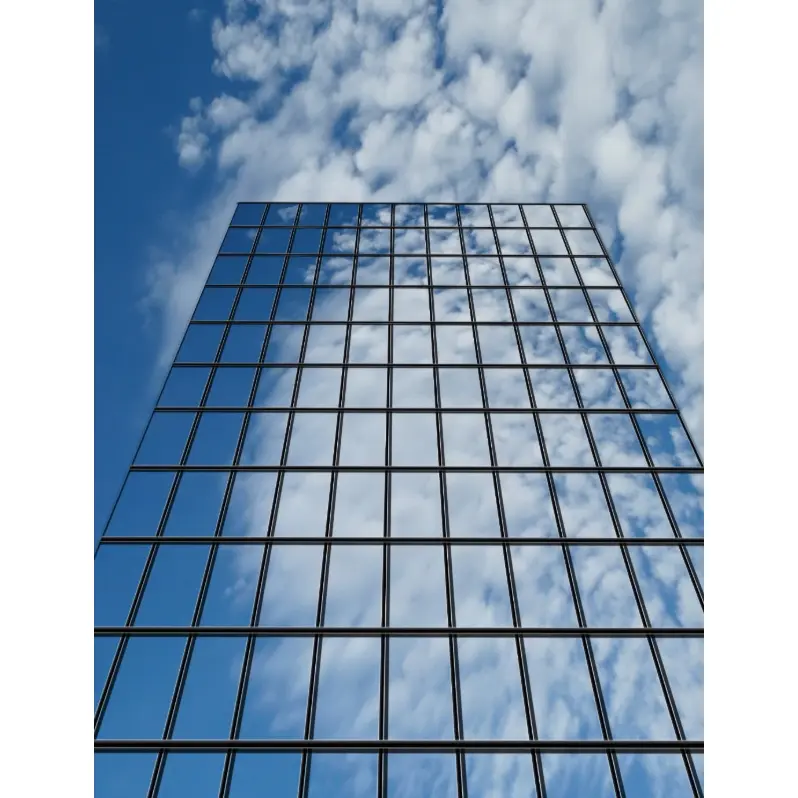 Low-E sklo pro závěsné stěny