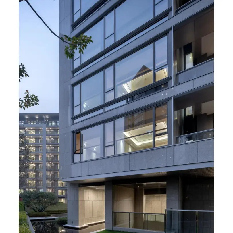 Systém integrovaných oken a stěn